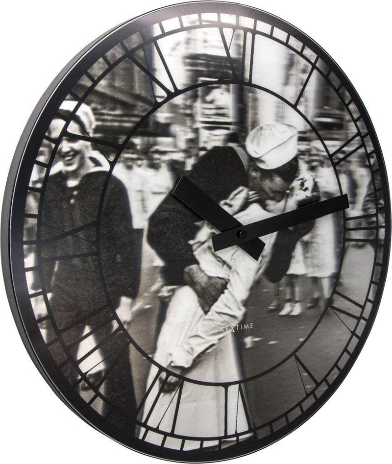 Wanduhr NEXTIME Kiss me in NY Ø39 cm