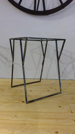 Glas Tisch Industrial Look (B)